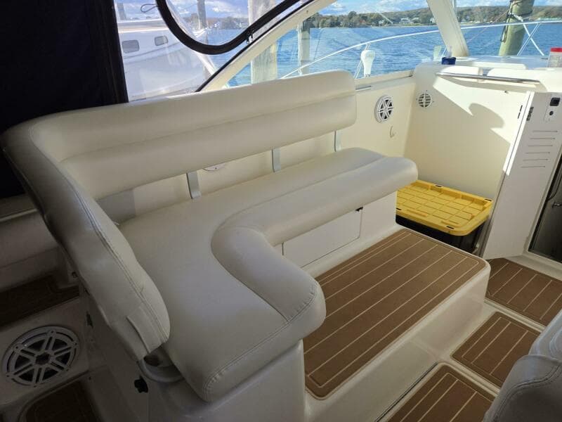 1998 Tiara Yachts Coronet