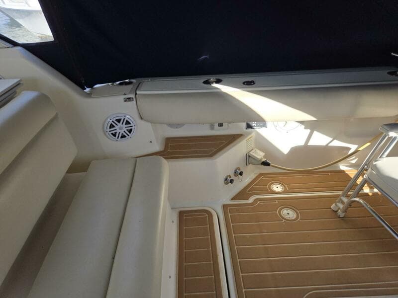 1998 Tiara Yachts Coronet