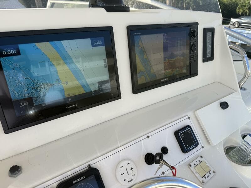 2007 Triton 315 Express