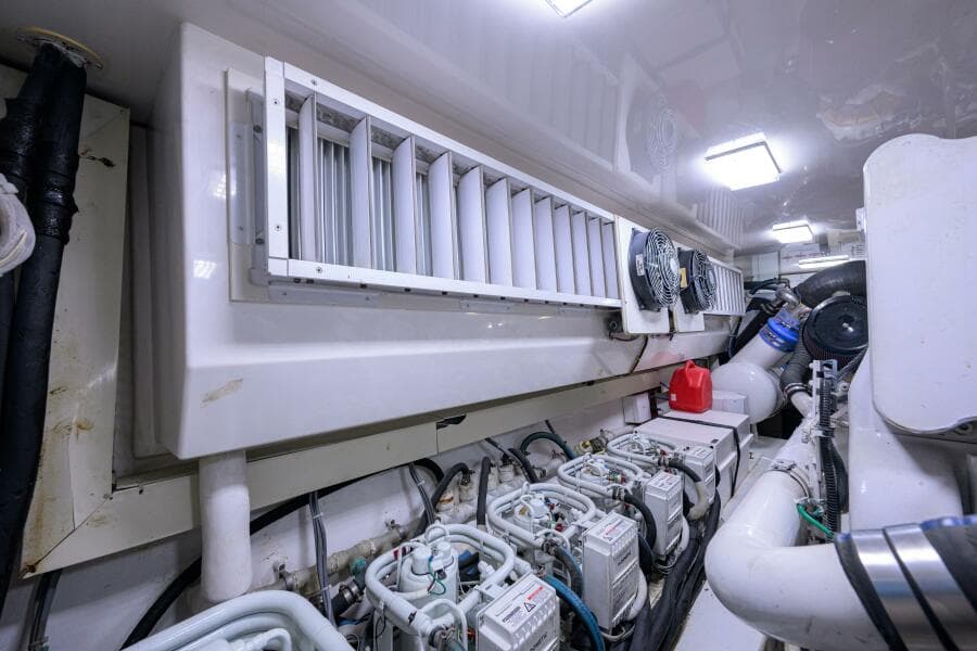 New Dometic AC Units Outboard Starboard Side