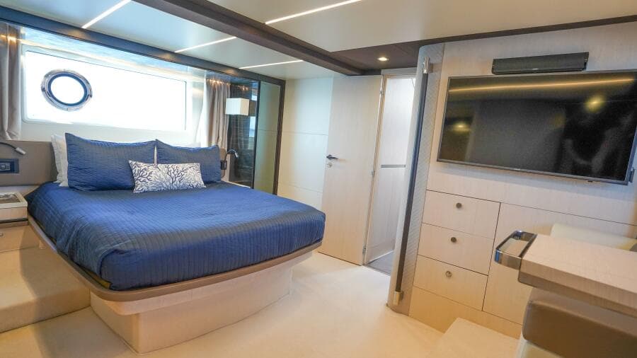 2017 Azimut 66 Flybridge