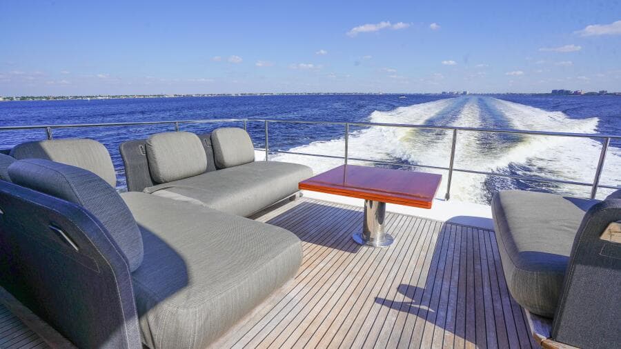 2017 Azimut 66 Flybridge