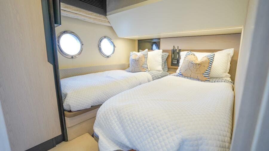 2017 Azimut 66 Flybridge