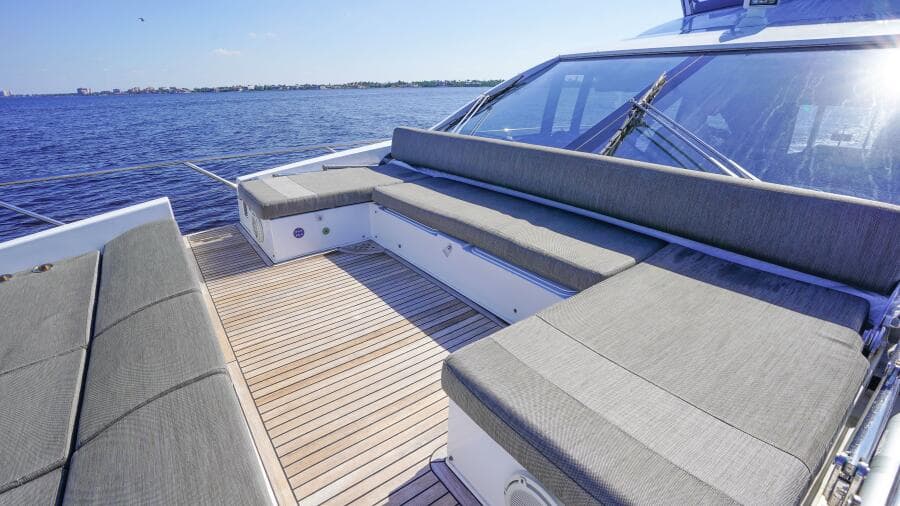 2017 Azimut 66 Flybridge