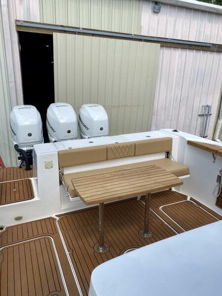 2023 Fishing Raptor 390 Solarium