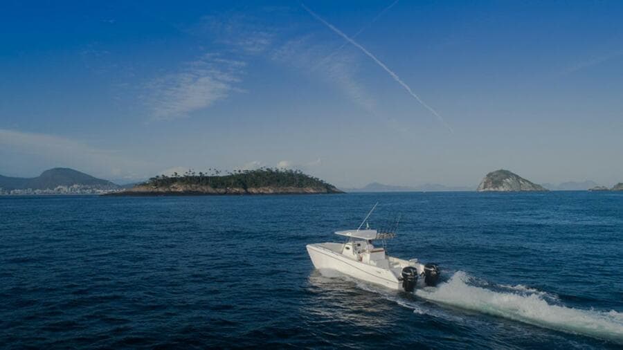 2025 Garnet Offshore 300 HT