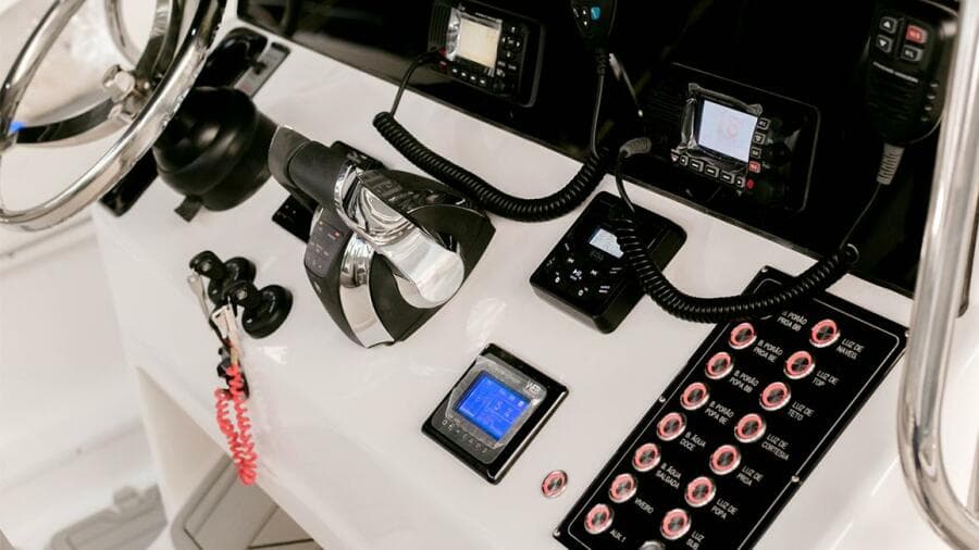 2025 Garnet Offshore 300 HT