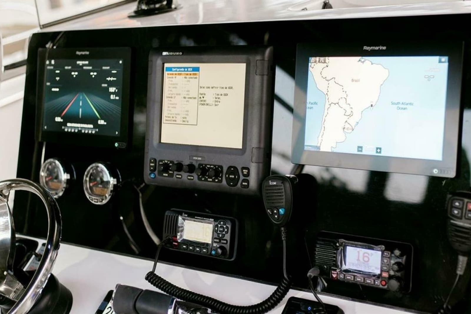 2025 Garnet Offshore 300 HT - Photo 4