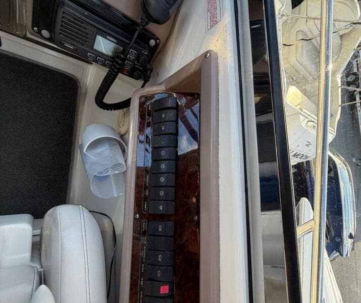 2002 Regal Commodore 3860