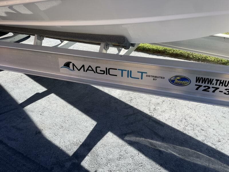 2023 Sportsman Masters 267 Bay Boat