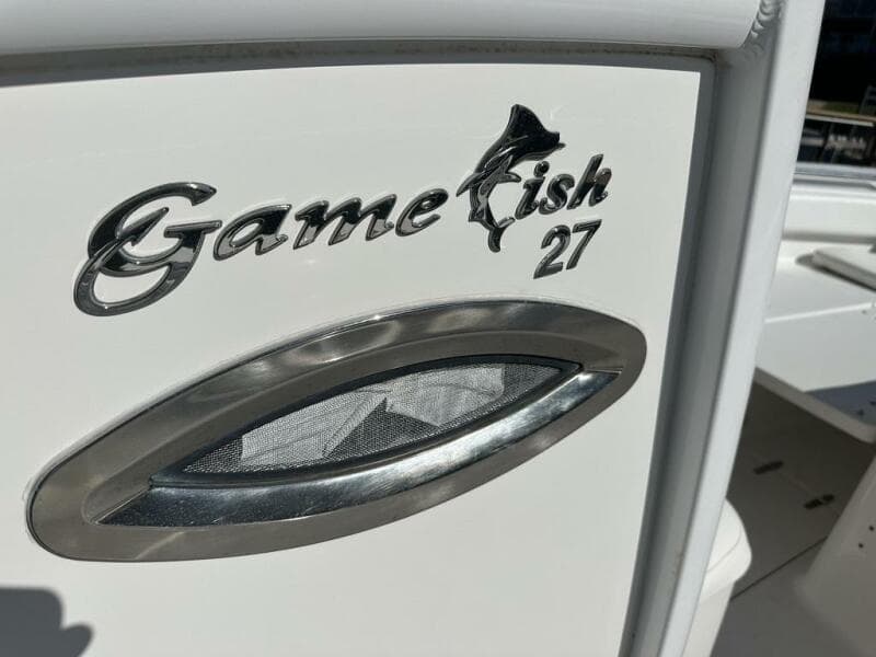 2014 Sea Hunt 27 Gamefish Forward Seating