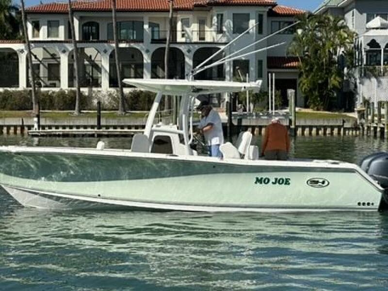 2014 Sea Hunt 27 Gamefish Forward Seating
