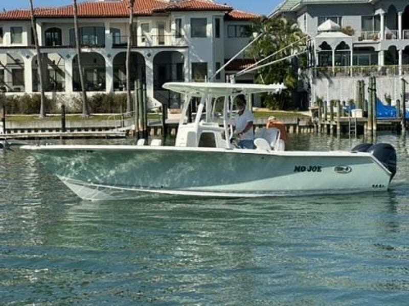 2014 Sea Hunt 27 Gamefish Forward Seating