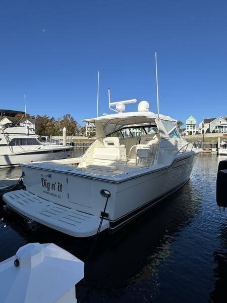 1993 Tiara Yachts 4300 Convertible