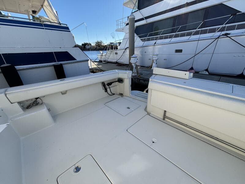 1993 Tiara Yachts 4300 Convertible