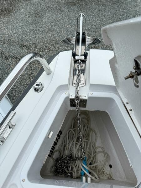 2020 Axopar 28 Cabin w/Wet Bar