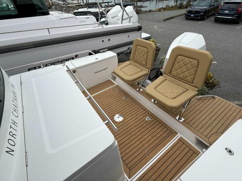 2020 Axopar 28 Cabin w/Wet Bar