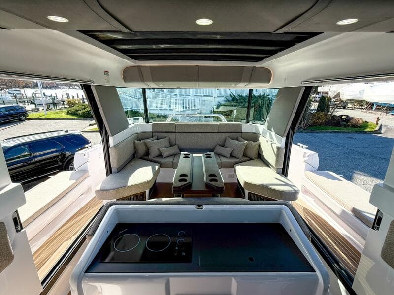 2024 Axopar 45 XC Cross Cabin