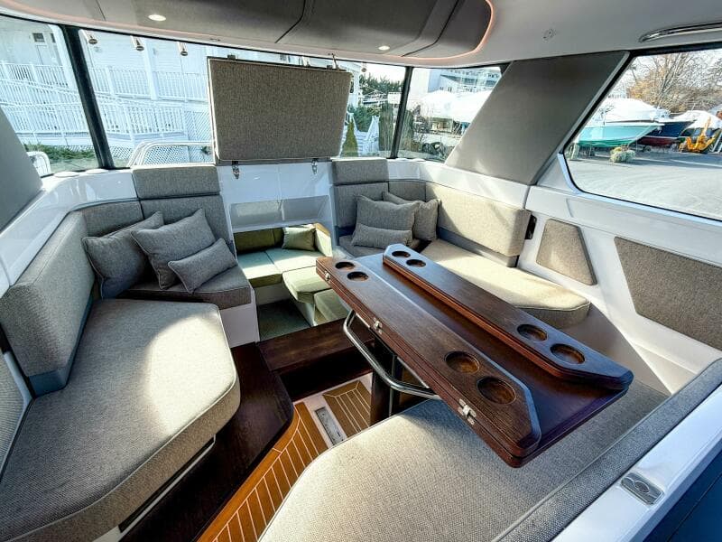 2024 Axopar 45 XC Cross Cabin