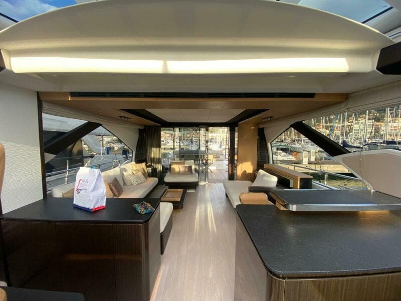 2016 Azimut 77S