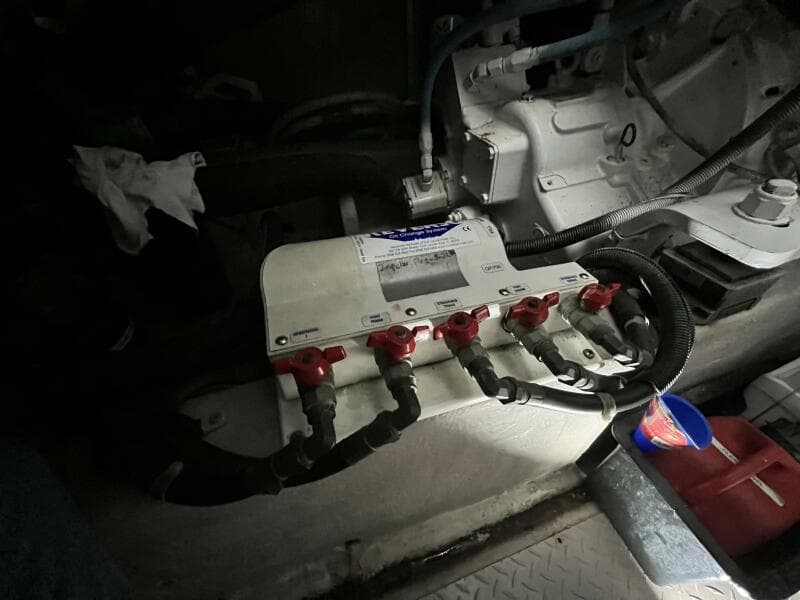 2003 Sea Ray 480 Sedan Bridge