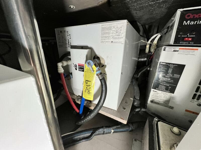 2003 Sea Ray 480 Sedan Bridge