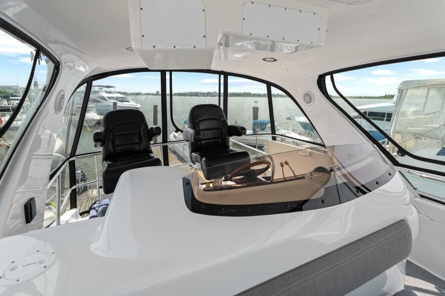 2003 Sea Ray 480 Sedan Bridge