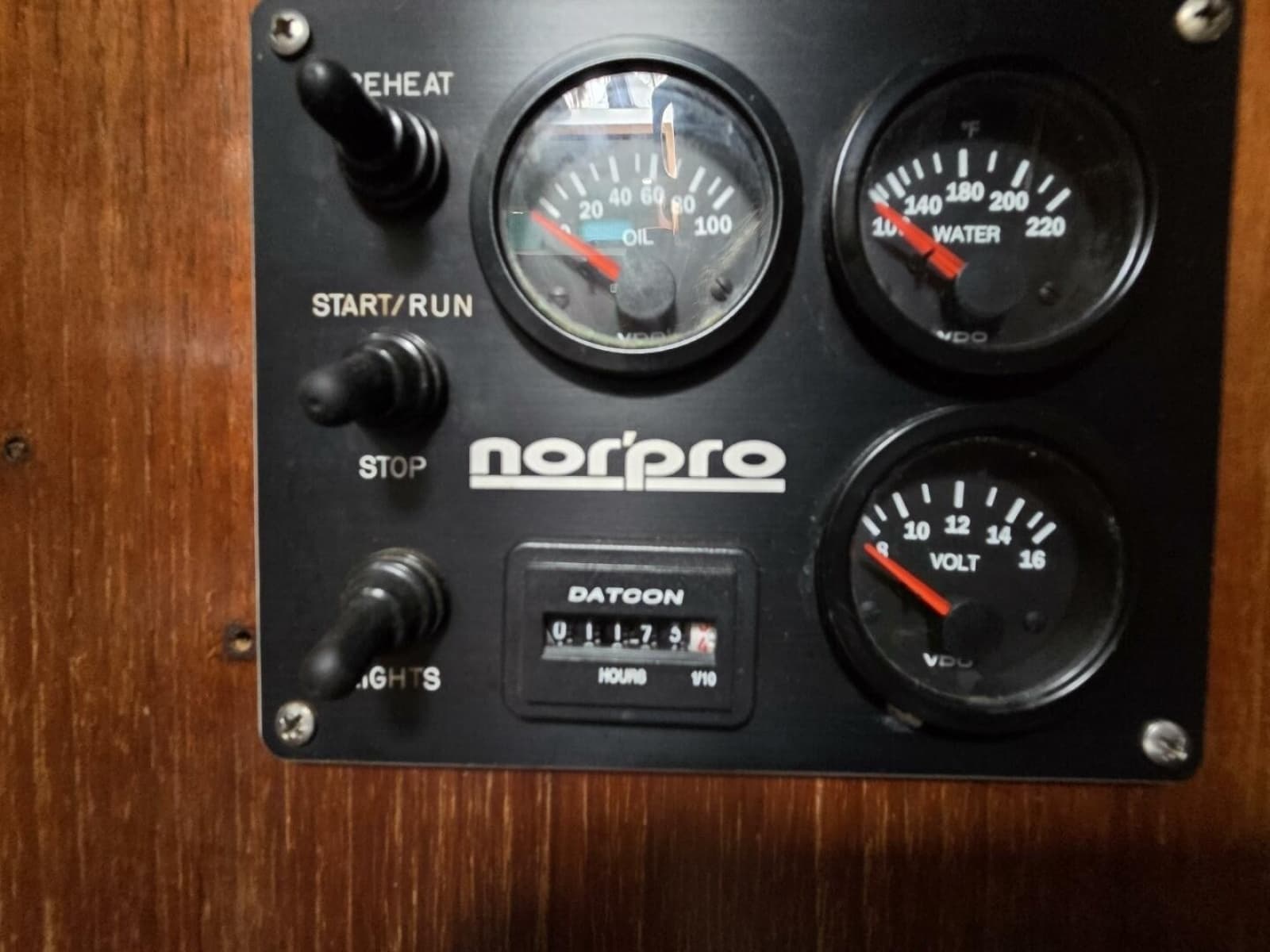 1985 Endeavour 51 - Photo 27