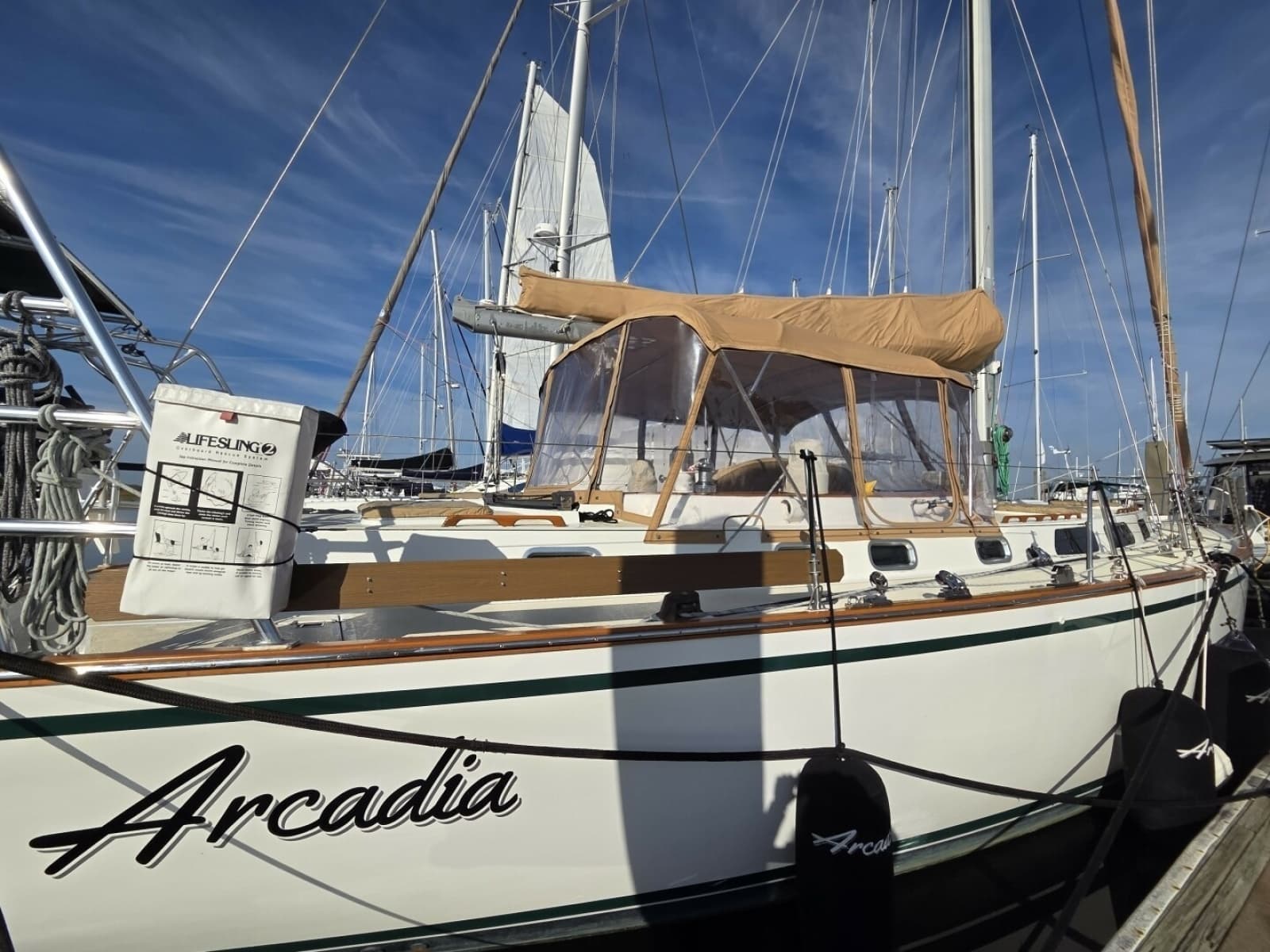 1985 Endeavour 51 - Photo 1