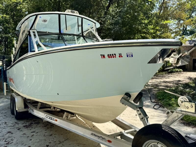 2022 Cobia 280 DC