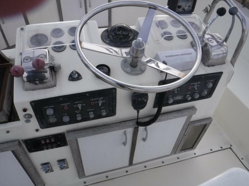 1979 Hatteras 46 Convertible