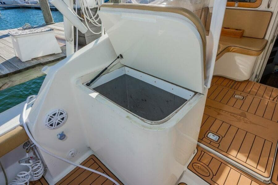 13a83d85 E3be 4863 A47f Bea711cf6797