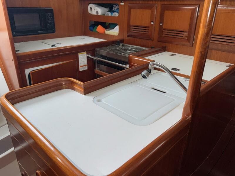 2002 Beneteau 361
