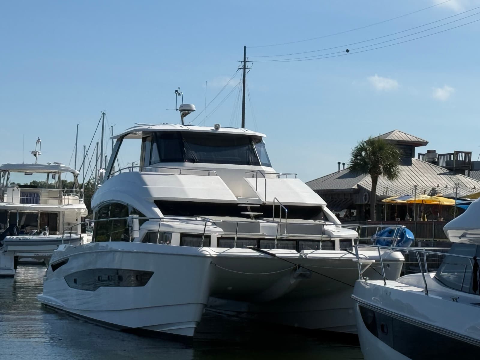 2025 Aquila 54 ENCLOSED BRIDGE - Photo 4