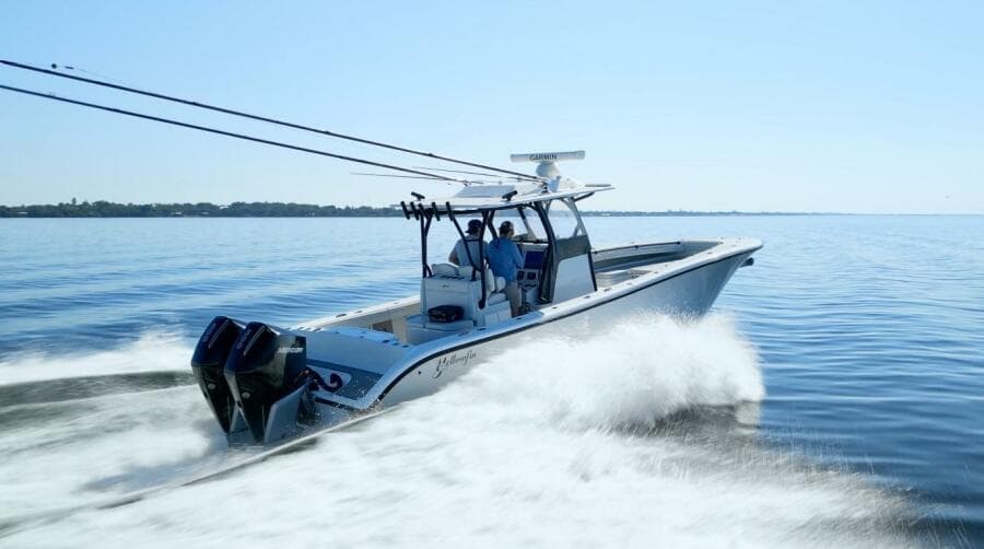 Yellowfin 32 Luhn 32- Profile