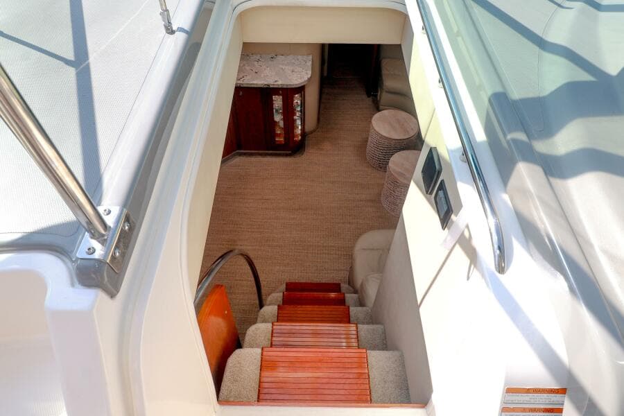 2007 Cruisers 520 Express