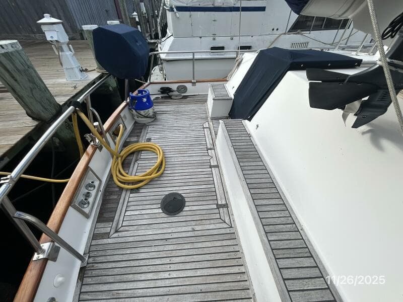 42' Grand Banks aftdeck port