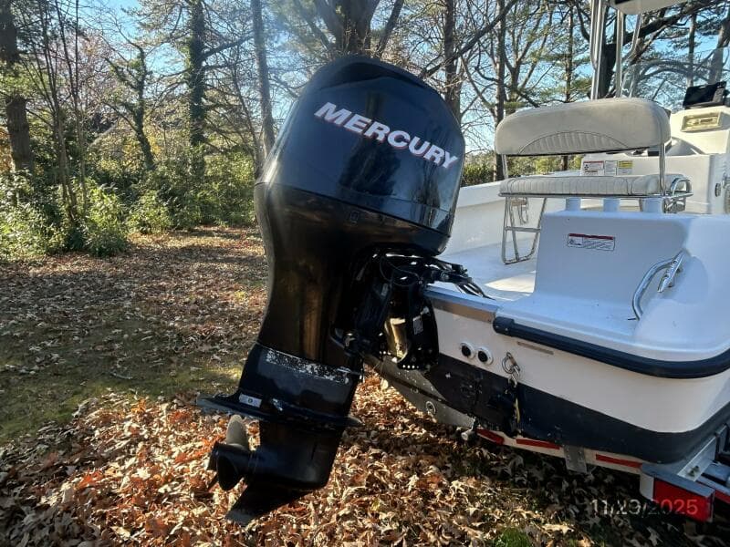 18' Mako outboard2