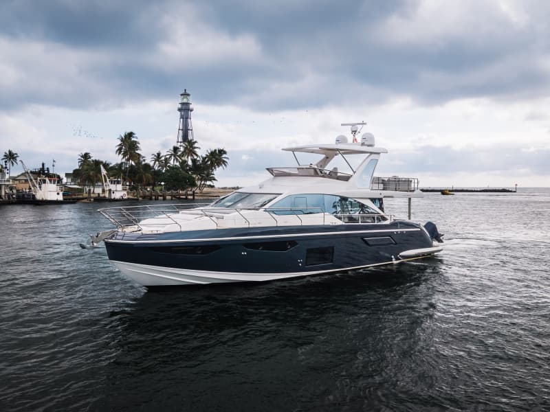 2022 Azimut 60 FLY