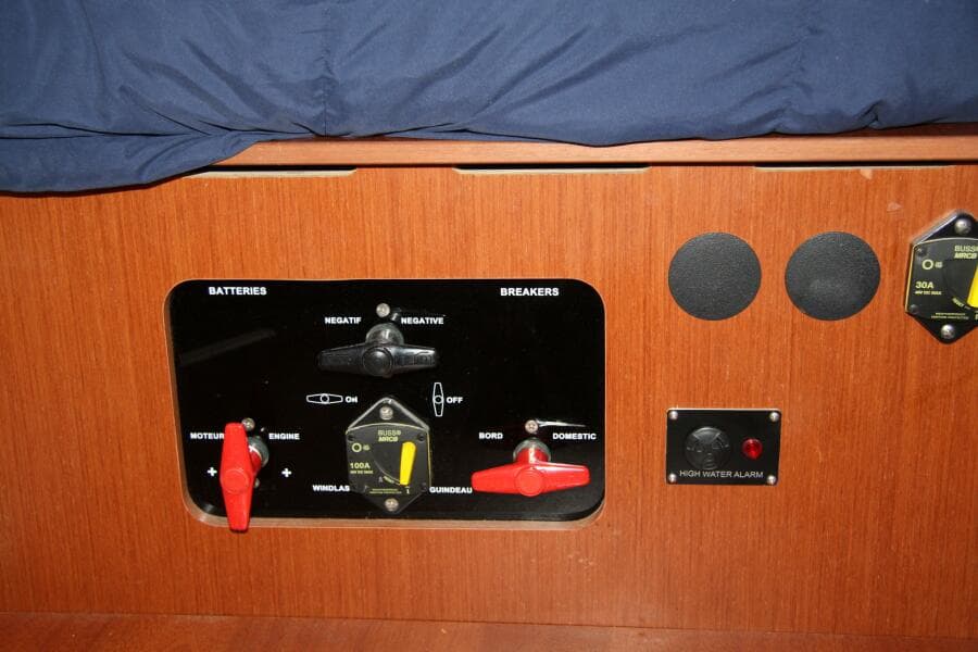 2013 Beneteau Oceanis 41 - Photo 48