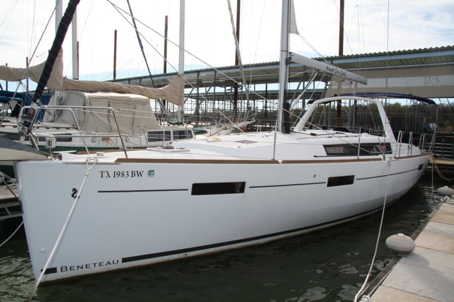 2013 Beneteau Oceanis 41 - Photo 1