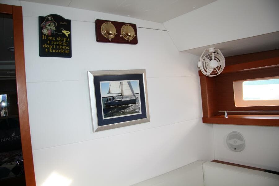 2013 Beneteau Oceanis 41 - Photo 20