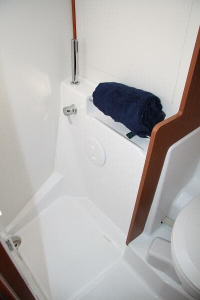 2013 Beneteau Oceanis 41 - Photo 44