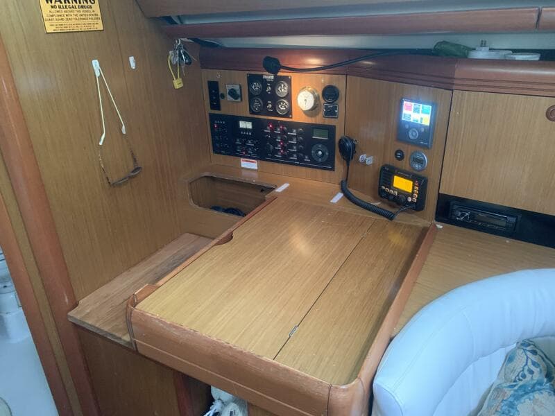 2007 Jeanneau 42DS
