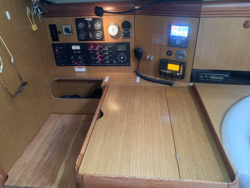 2007 Jeanneau 42DS