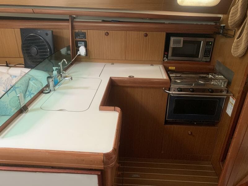 2007 Jeanneau 42DS