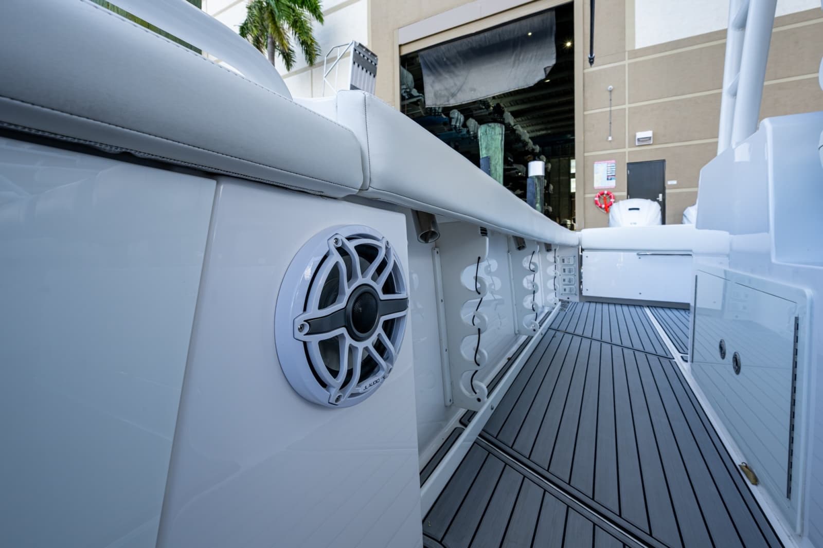 2020 Everglades 395 Center Console - Photo 11