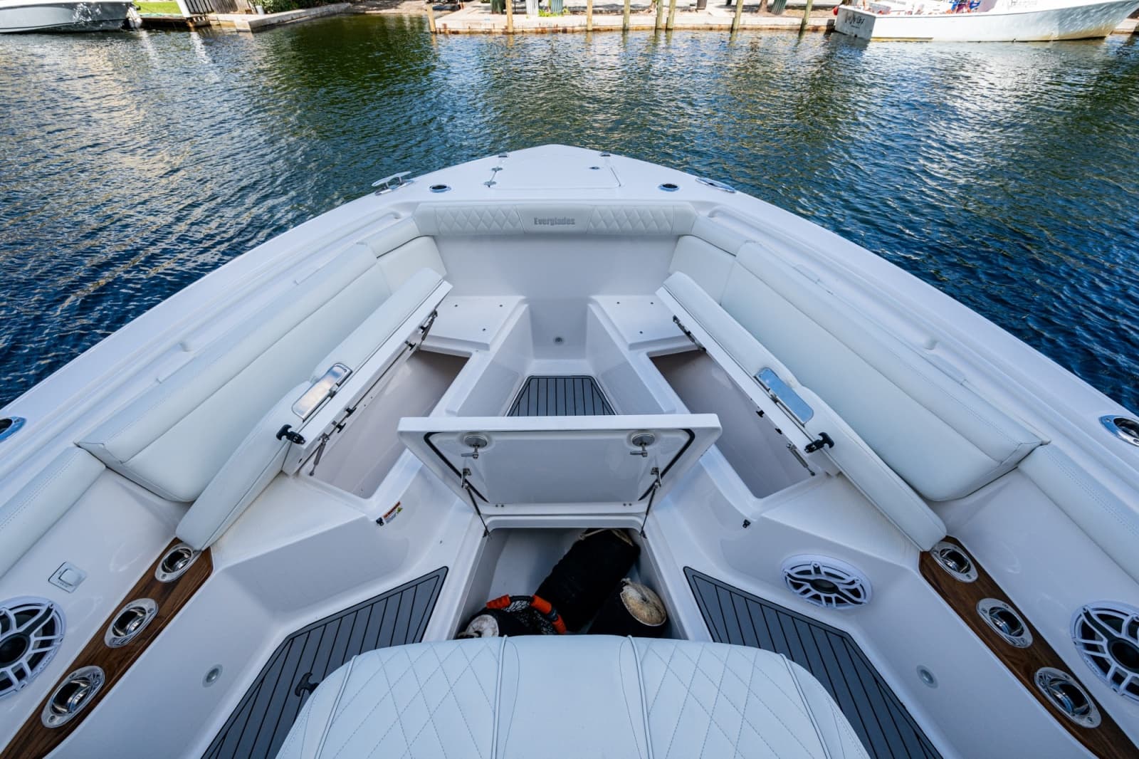 2020 Everglades 395 Center Console - Photo 35