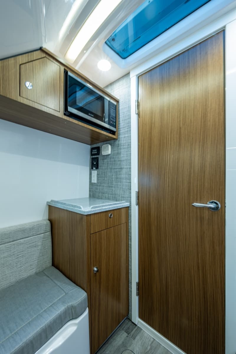 2020 Everglades 395 Center Console - Photo 29