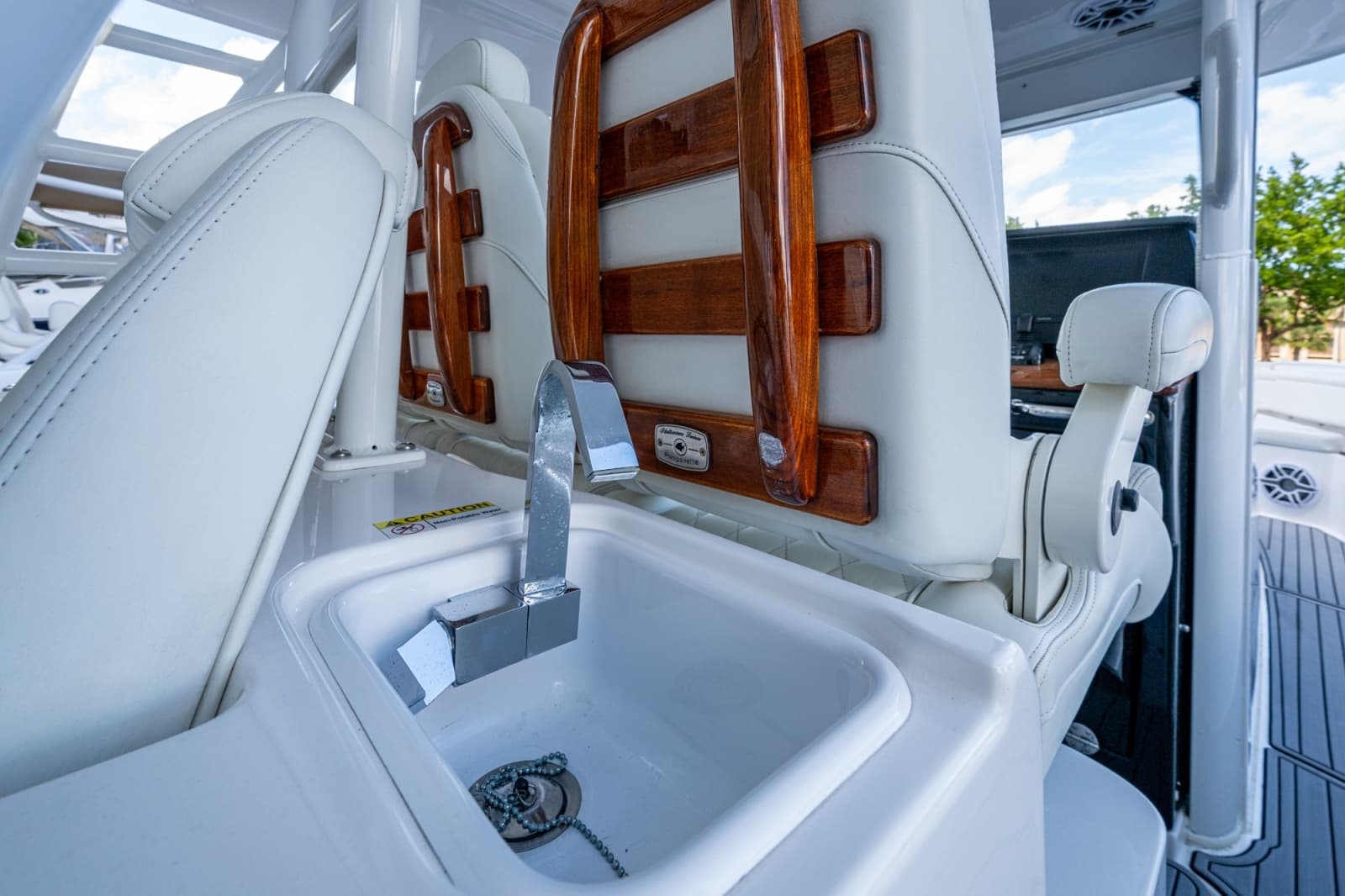 2020 Everglades 395 Center Console - Photo 22